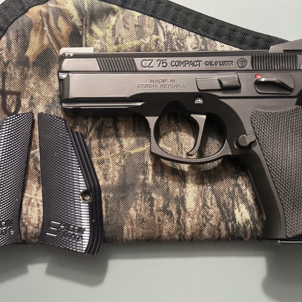 Image 2 - CZ Shadow Line Compact