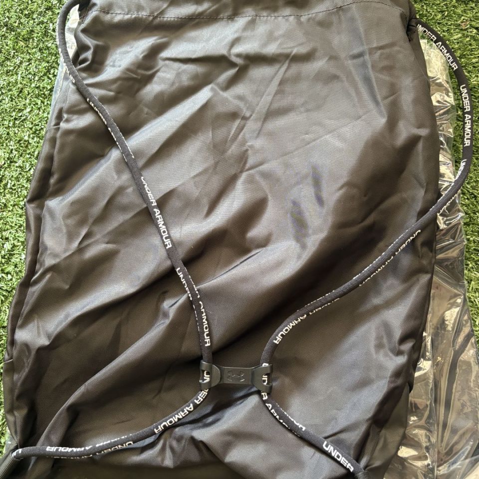 Image 2 - Under armour 20L bag