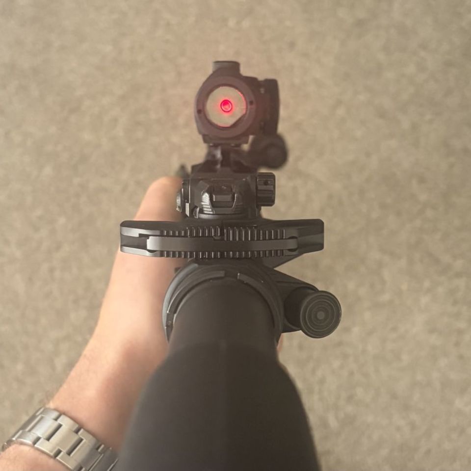 Image 3 - Aimpoint T1