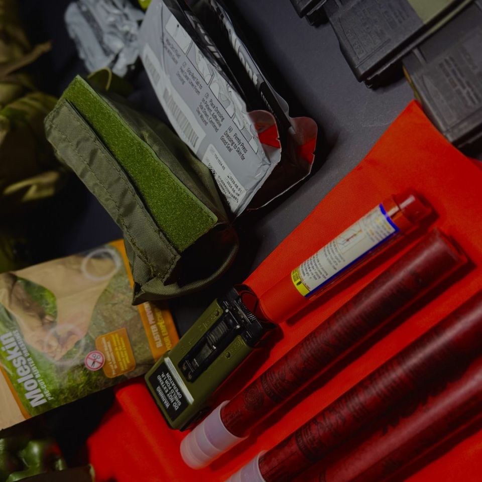 Image 3 - Jungle recon kit 