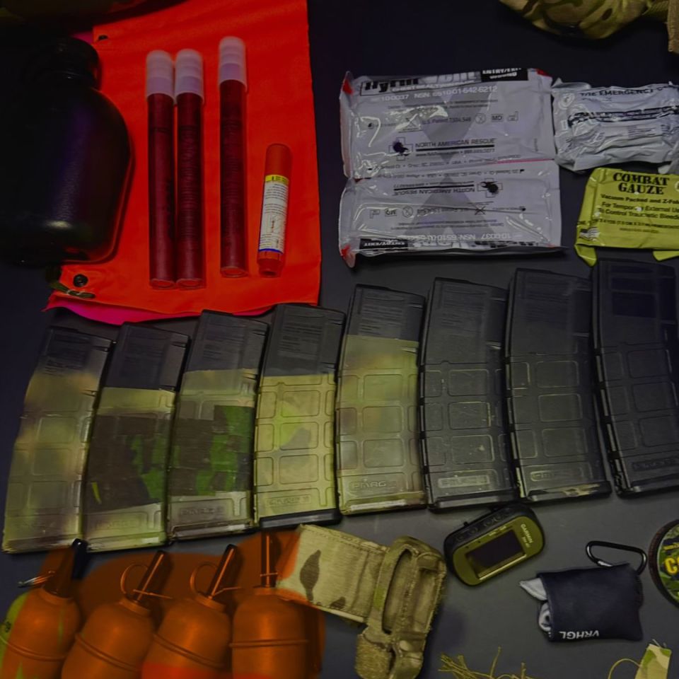 Image 4 - Jungle recon kit 