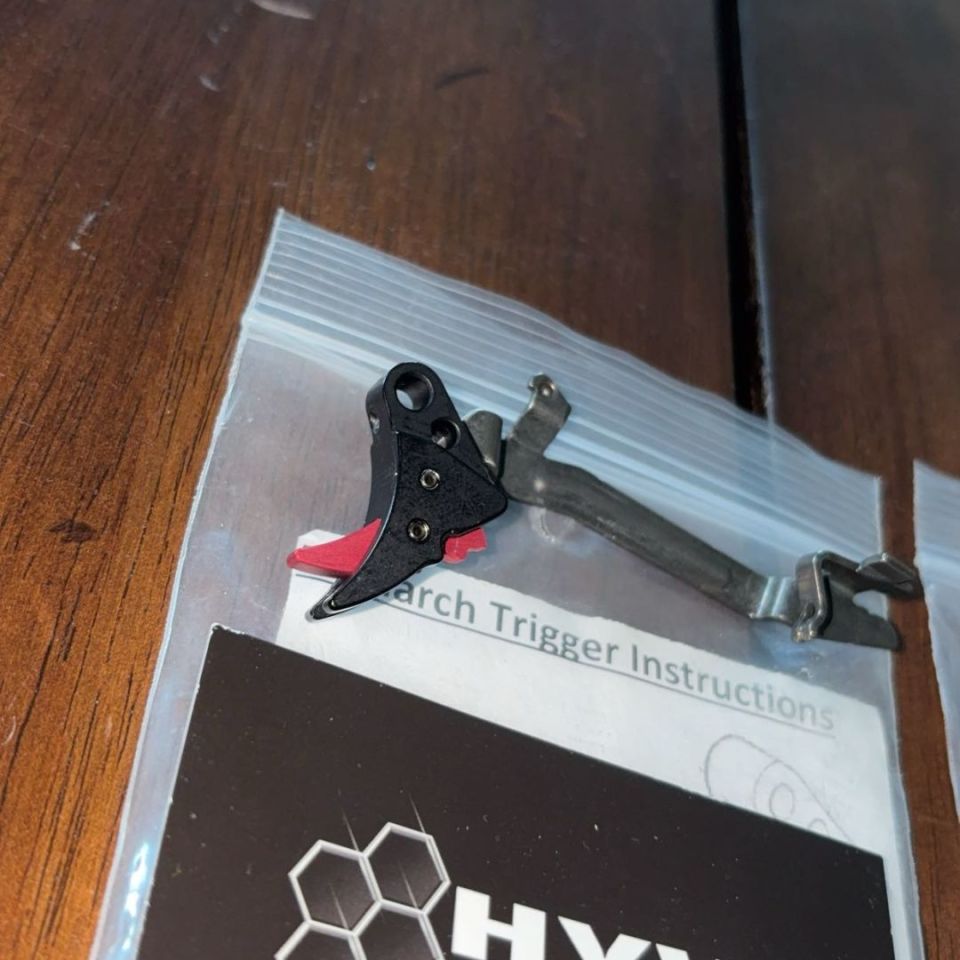 Image 2 - Glock 19 Gen 4 trigger 