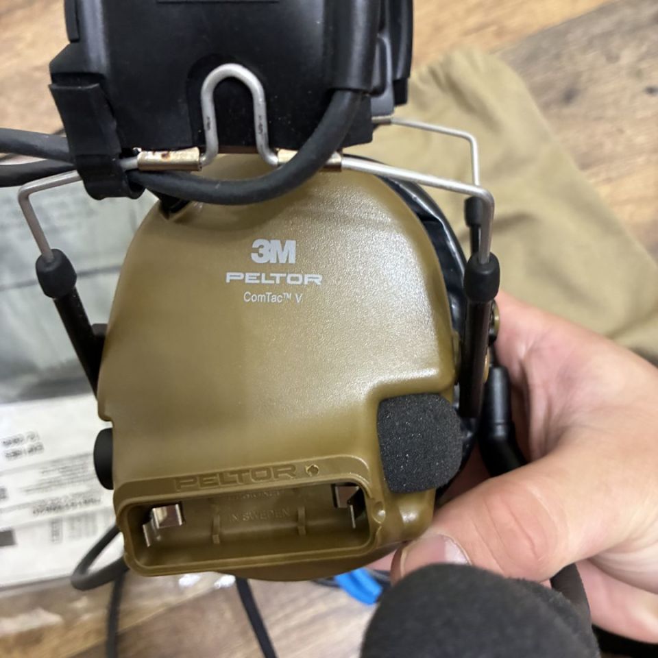 Image 2 - Peltor Comtac V kit