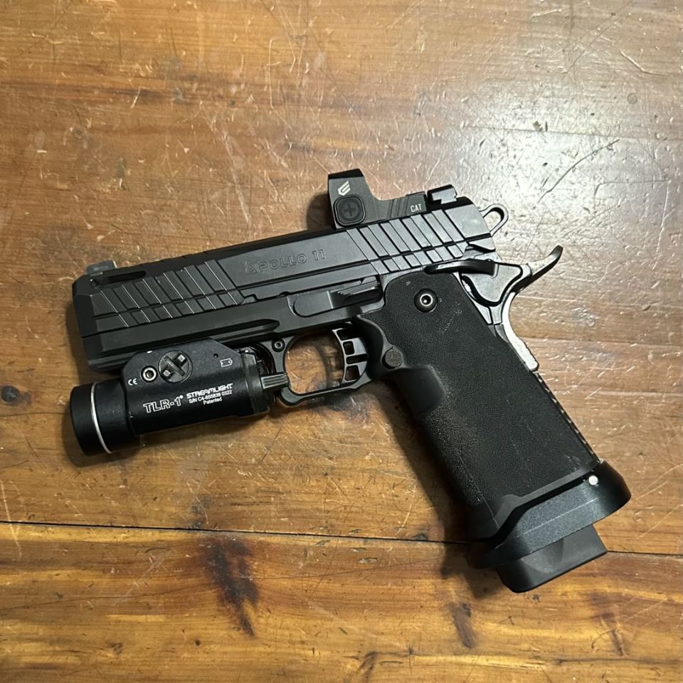 Image 2 - LFA Apollo 2011