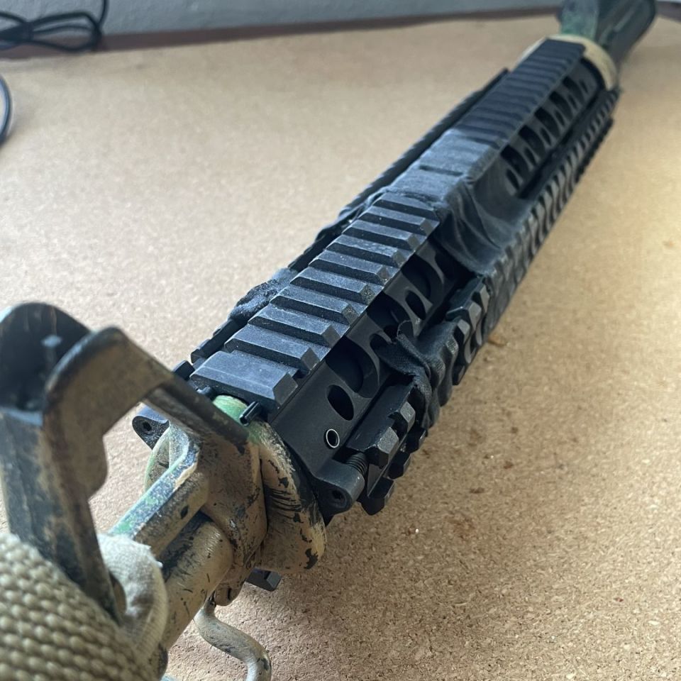 Image 2 - M72 Surefire Quadrail - Half