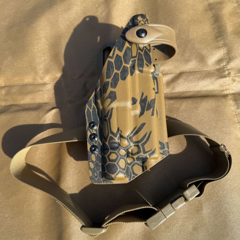 Image 2 - glock/surefire x300