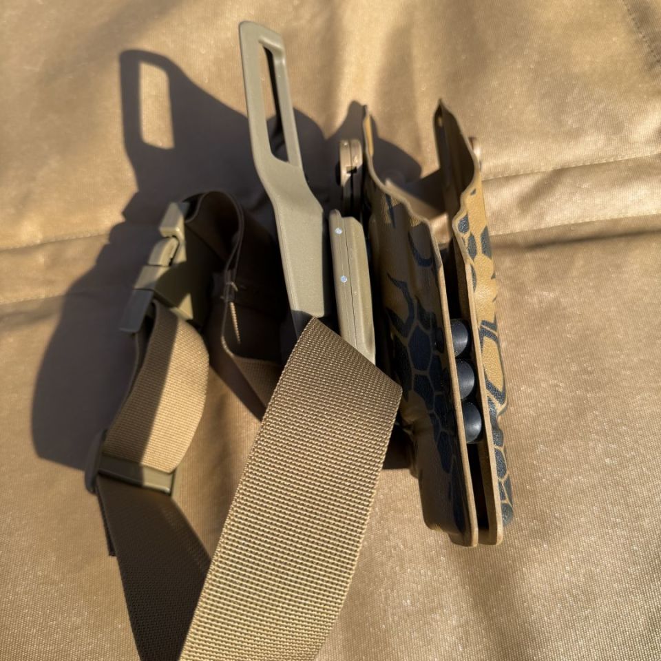 Image 3 - glock/surefire x300