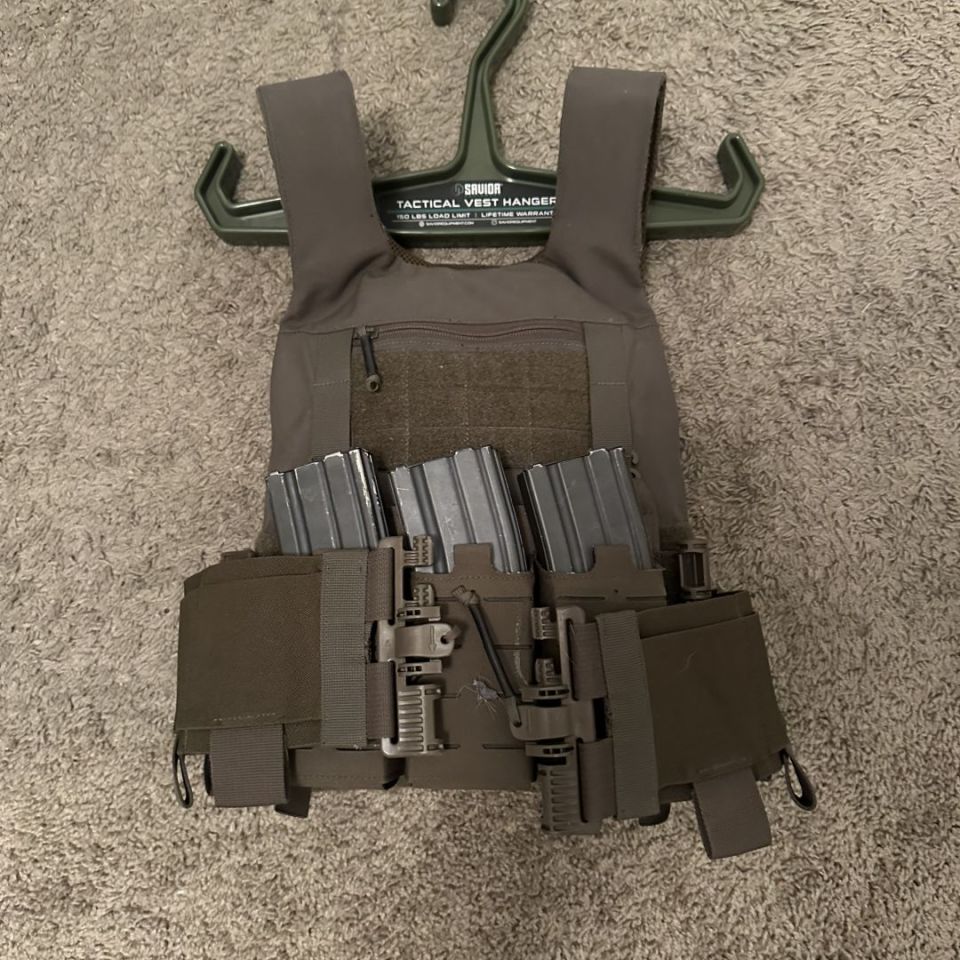 Image 2 - DM Mepc L w/ Hesco 4601 