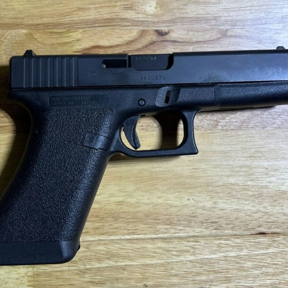 Image 3 - Glock Classic Edition P80