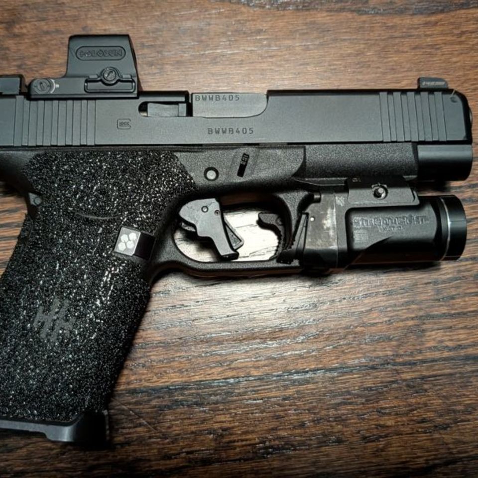 Image 1 - Glock 48, holster, 11 mags