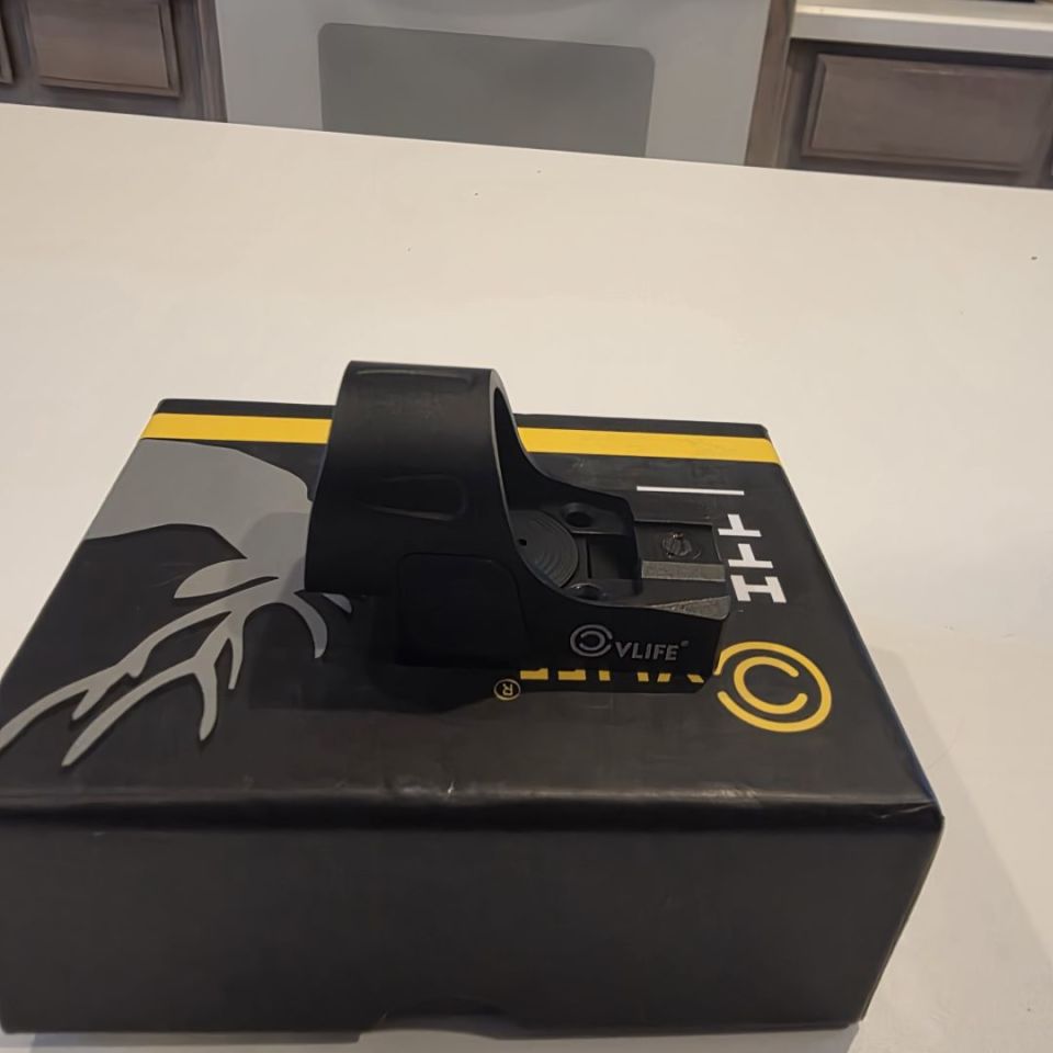 Image 3 - CV Life - WolfCovert - RMR