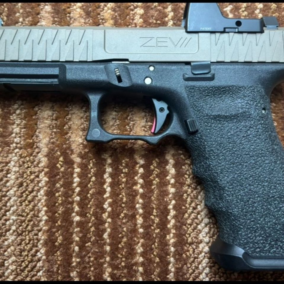Image 2 - Zev Glock 17