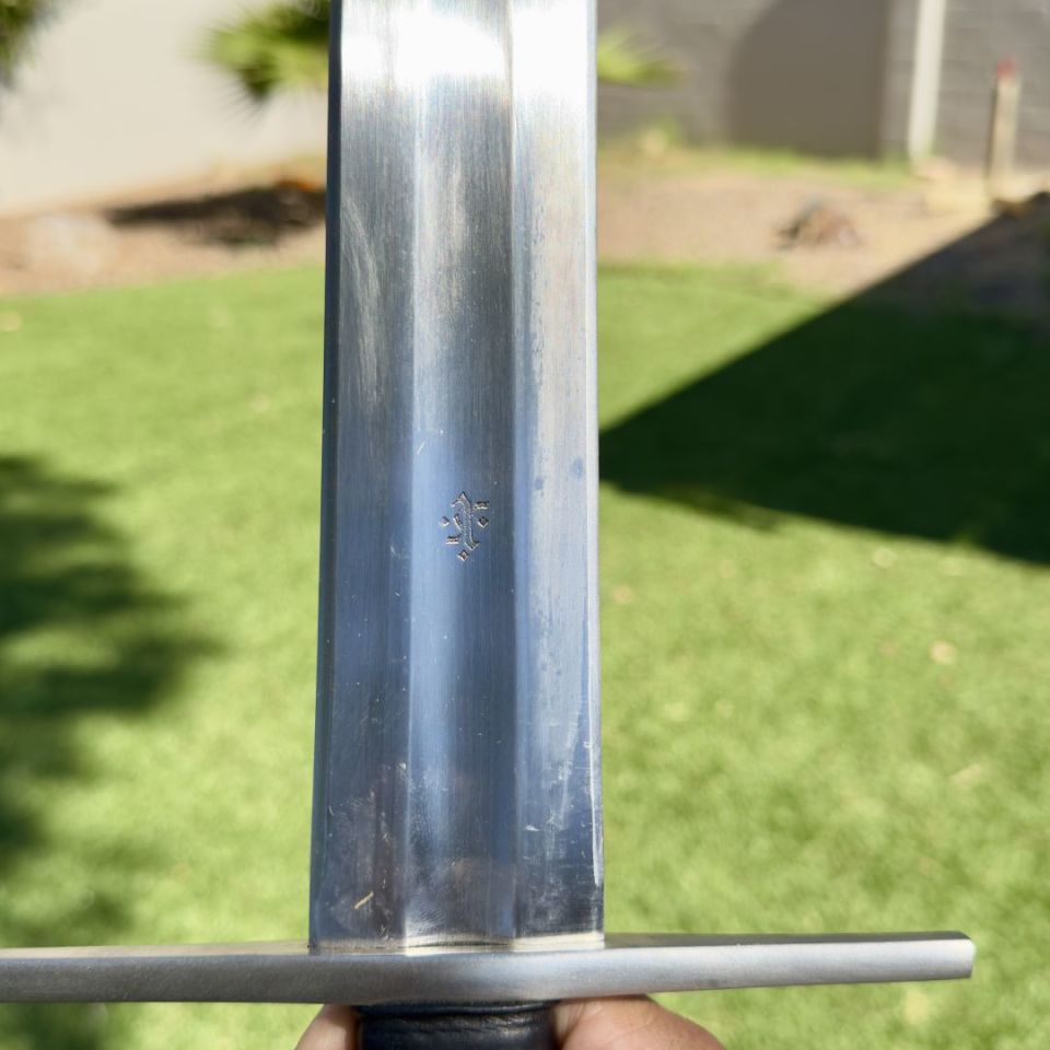 Image 3 - Albion Knightly Sword