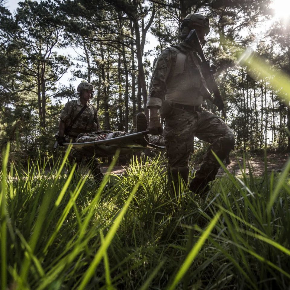 Image 3 - Matbock R-LIFT Ridged Litter 