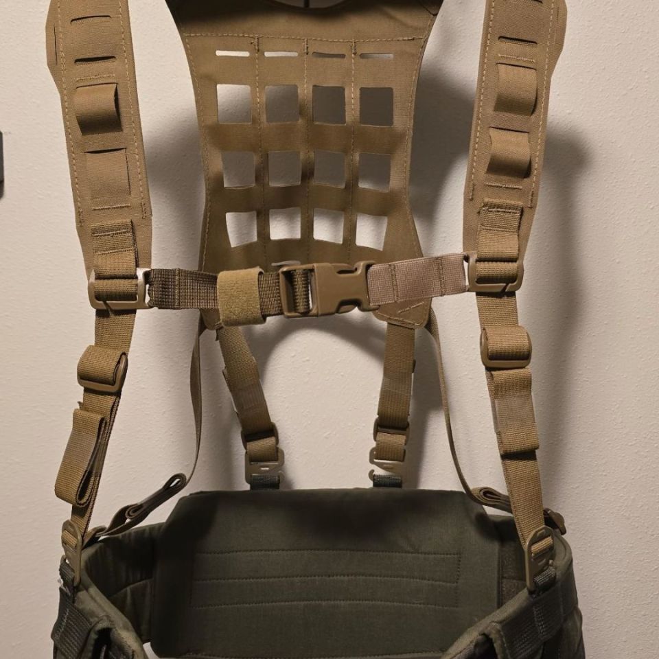 Image 1 - Carcajou Tactical LBE Molle 