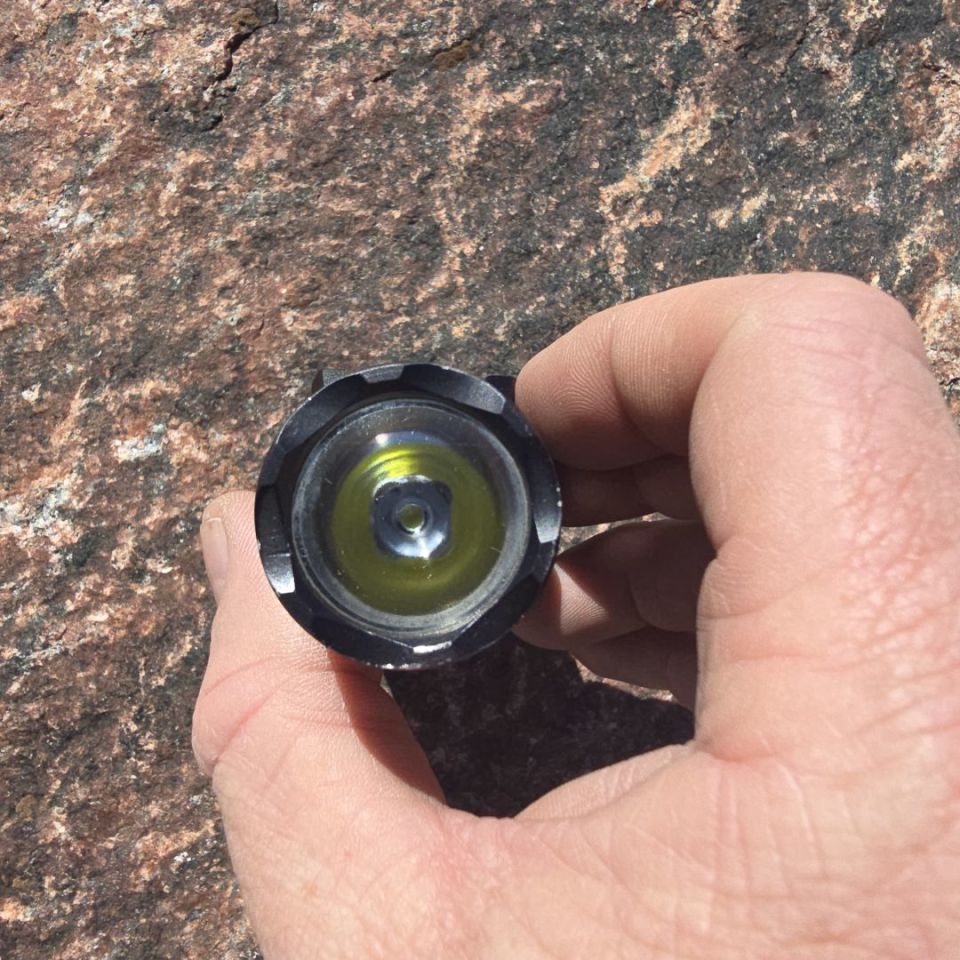 Image 3 - Surefire X300U w/extras 