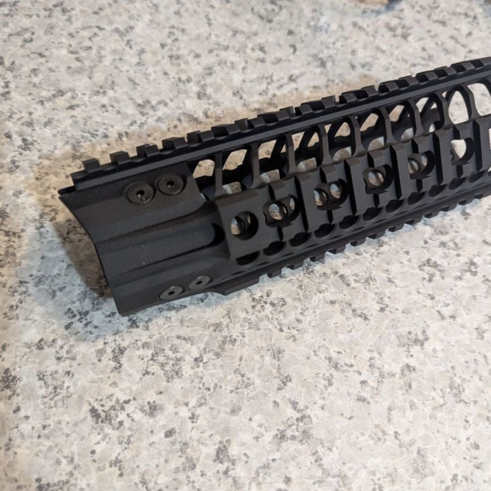 Image 5 - Spikes 7.5" BAR2 Quad Rail