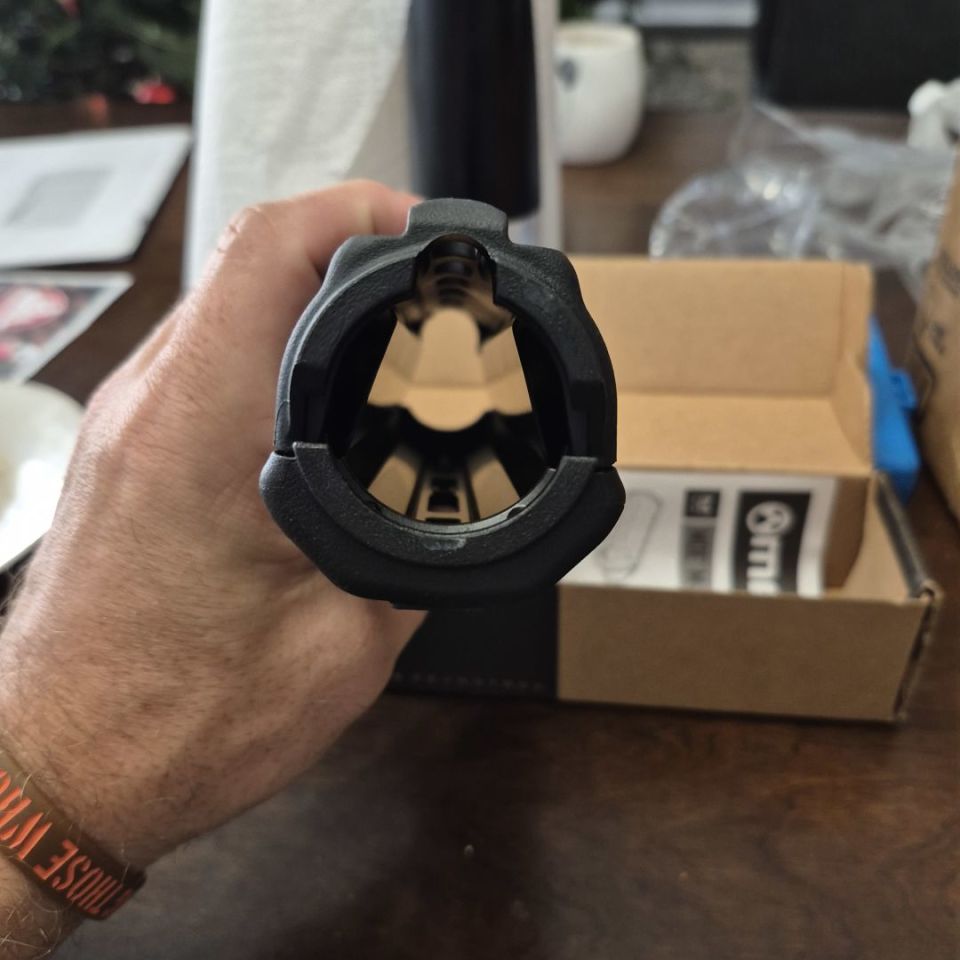 Image 3 - Magpul moe handguards