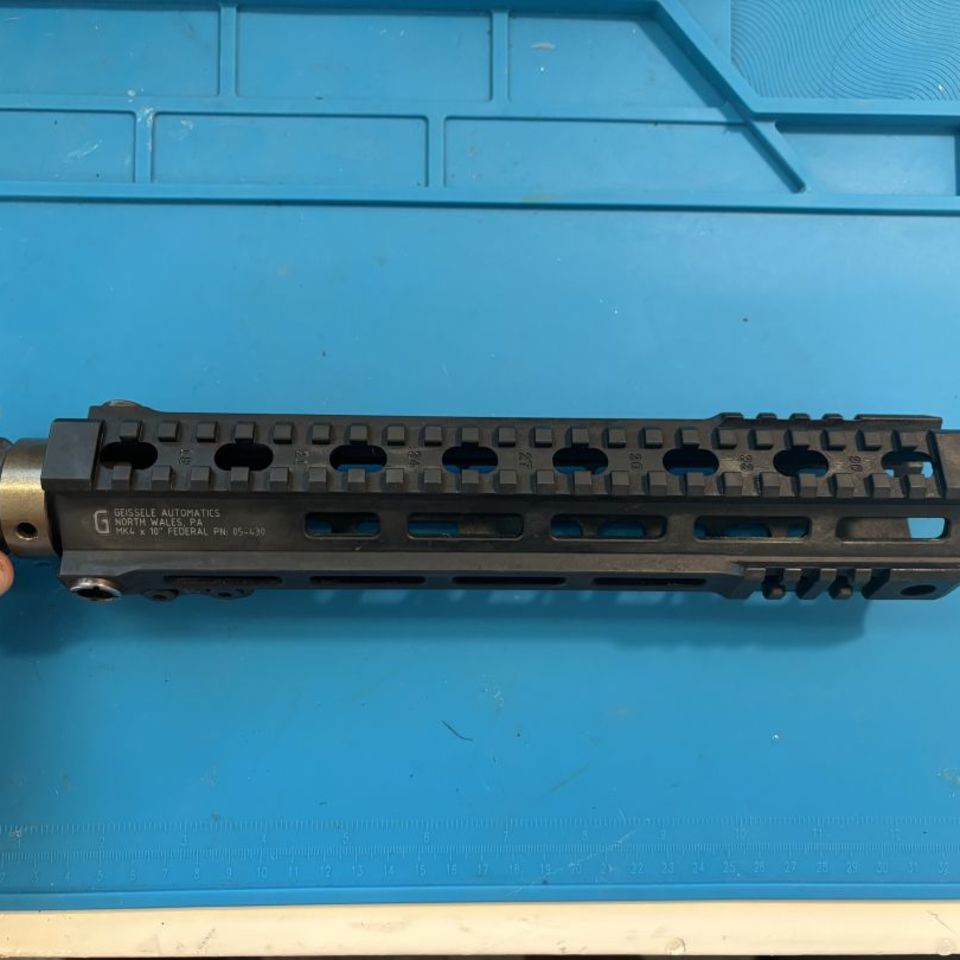 Image 3 - Geissele Mk4 Federal Rail 10in