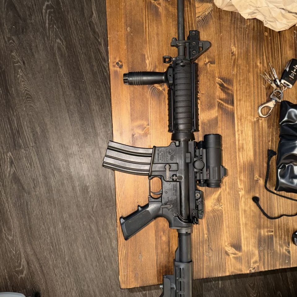 Image 3 - Colt LE Carbine