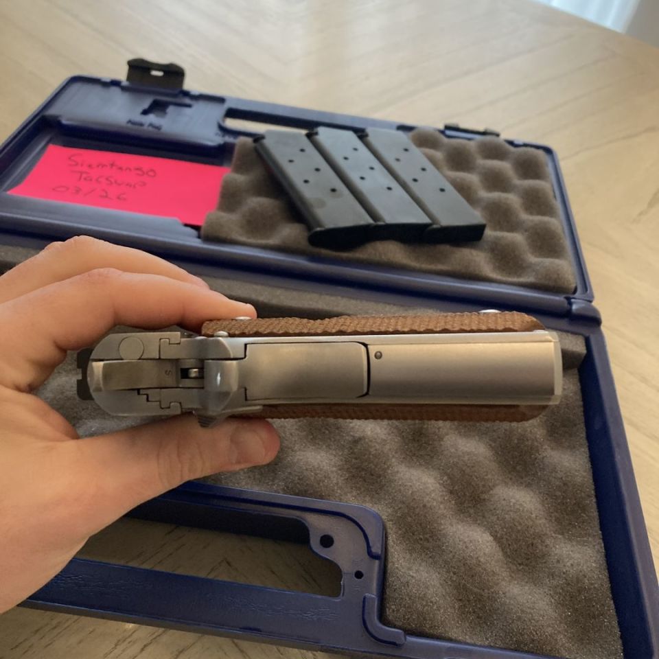 Image 5 - Colt 1911 .45 MKIV Government 