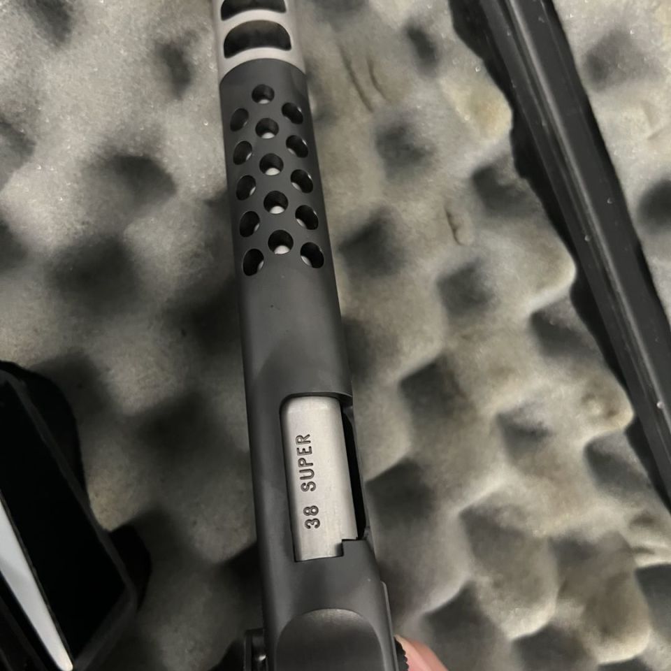 Image 4 - STI 2011 38 super colab NIB