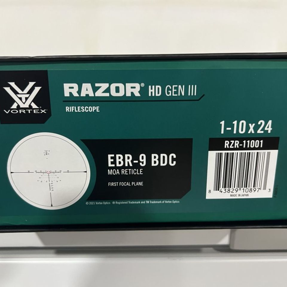 Image 2 - Vortex Razor HD Gen III NIB 