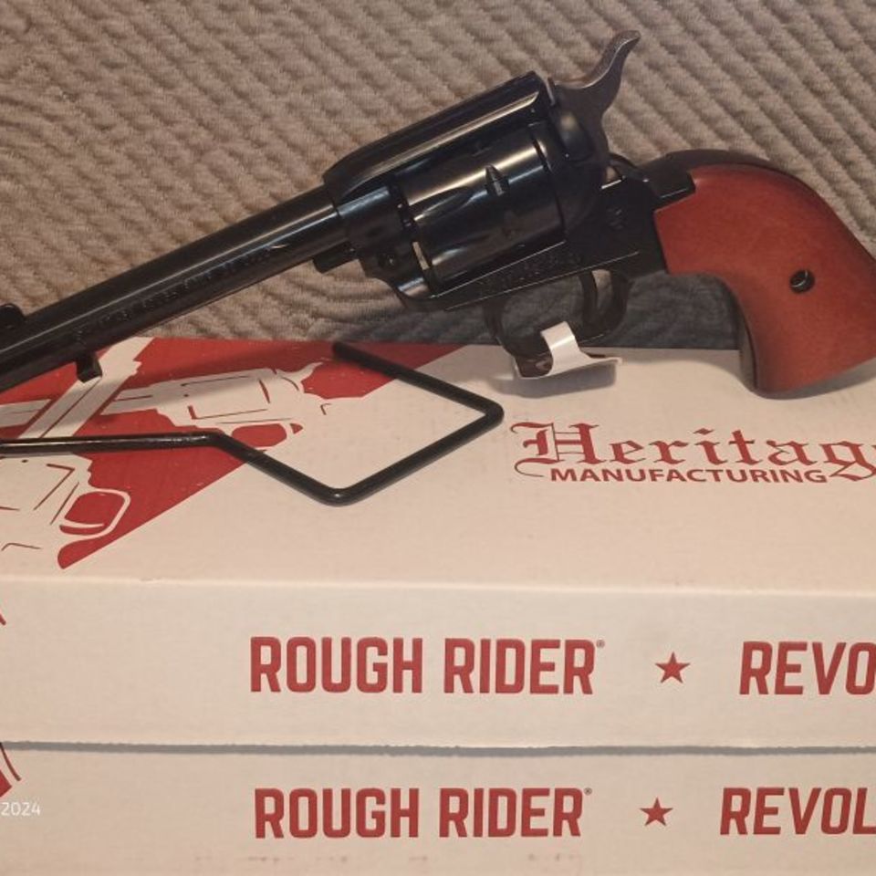 Image 2 - Rough Rider 22 LR | 22 Magnum
