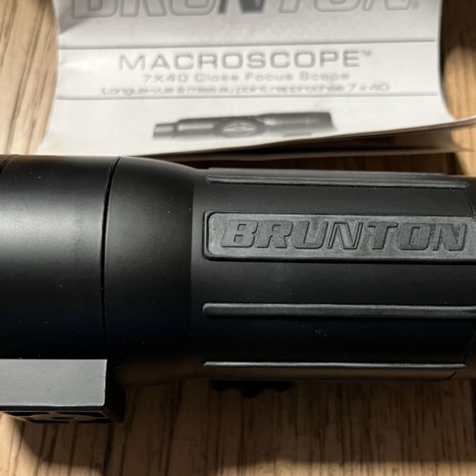 Image 2 - Brunton Macroscope 7x40