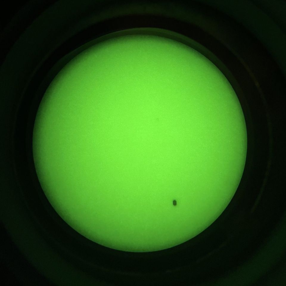 Image 3 - Pvs-14 gen 3