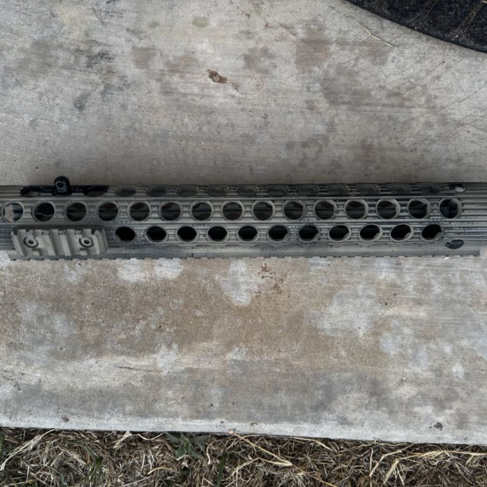 Image 1 - Troy Alpha Battle Rail AR-15