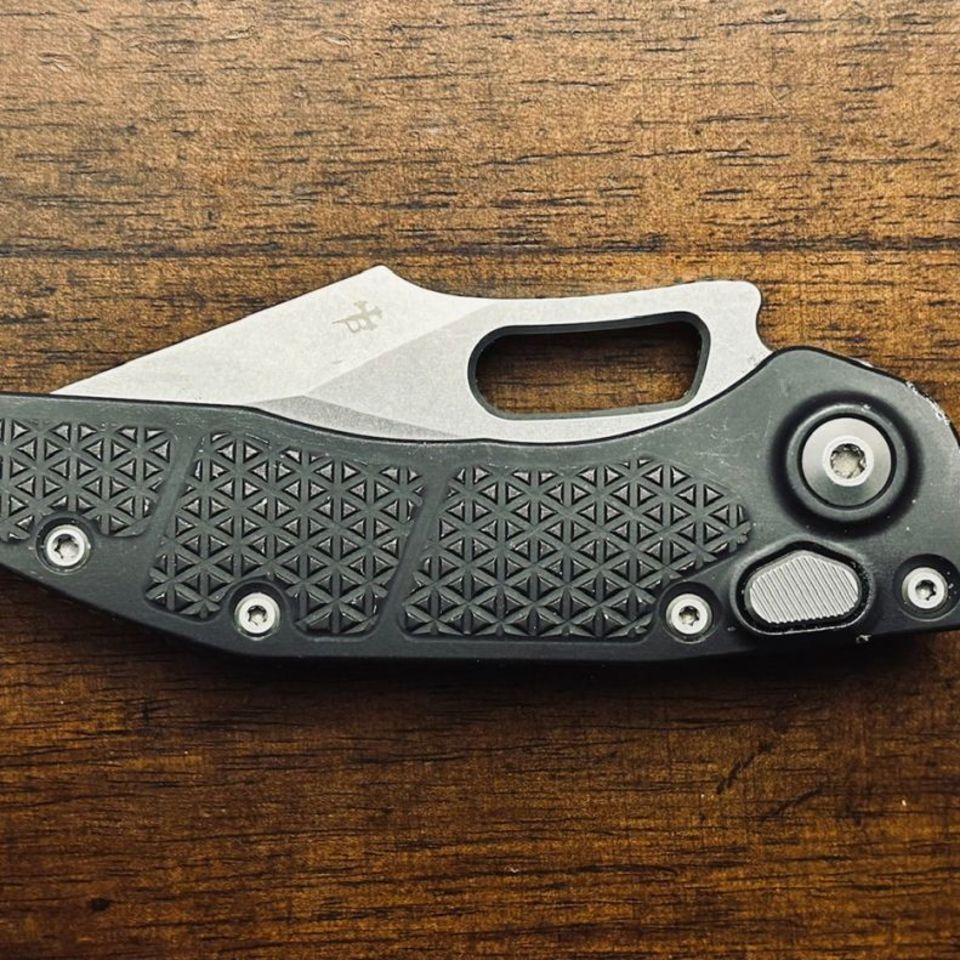 Image 1 - Microtech Stitch Auto