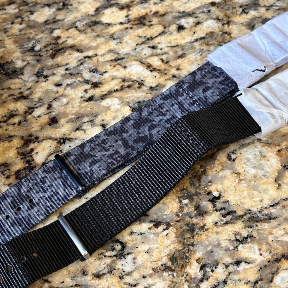 Image 1 - Luminox Master Carbon XS.3862