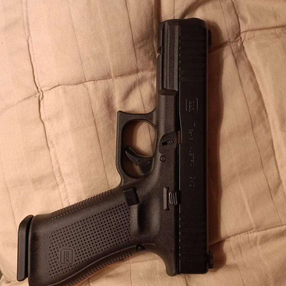 Image 2 - Glock 17.5
