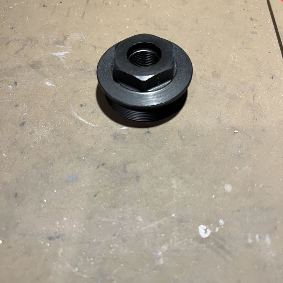 Image 1 - CAT direct thread adapter hub