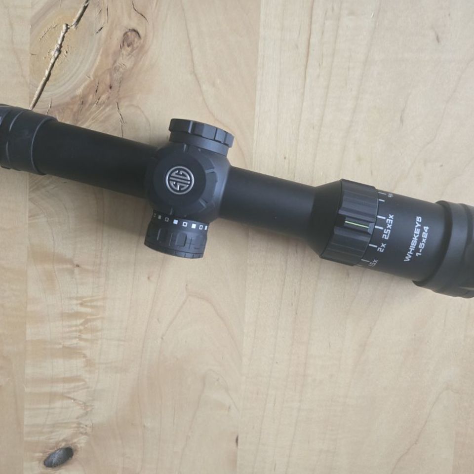 Image 3 - Sig Whiskey5 1-5x24mm LPVO