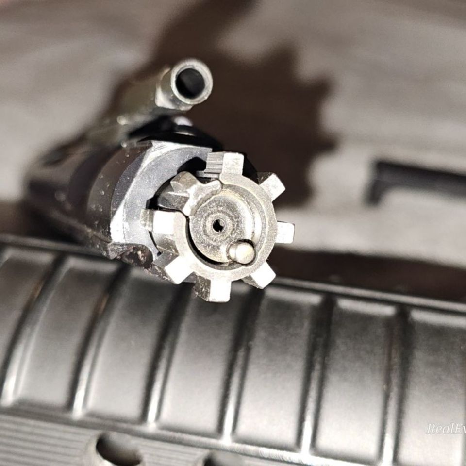 Image 4 - 10" Colt AR-15A2 upper