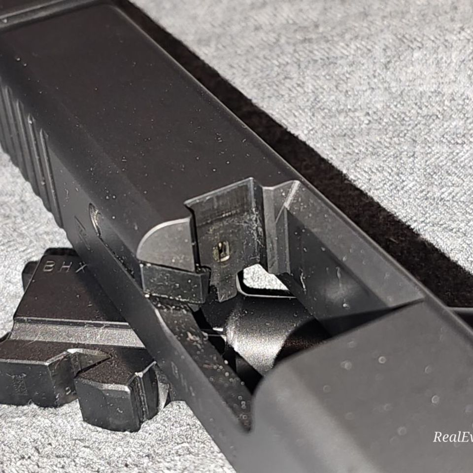 Image 5 - Glock 26.3 complete slide