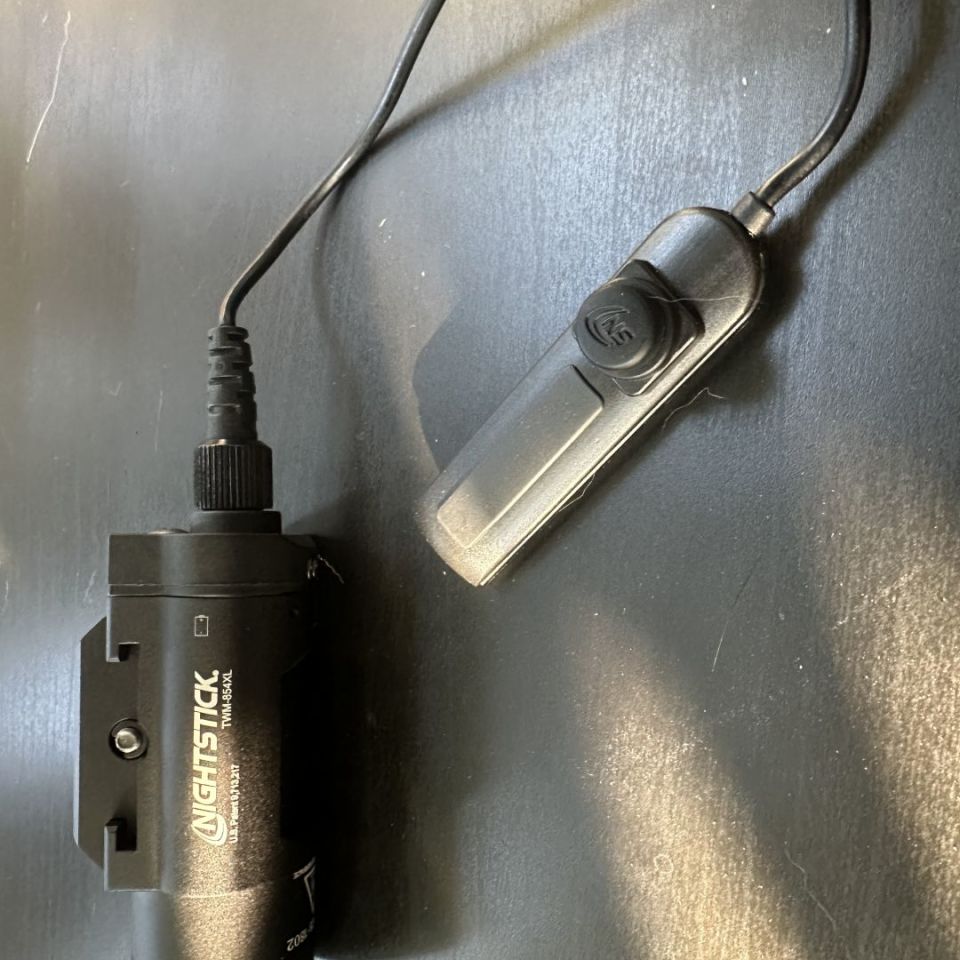 Image 5 - Nightstick TWM854XL Flashlight