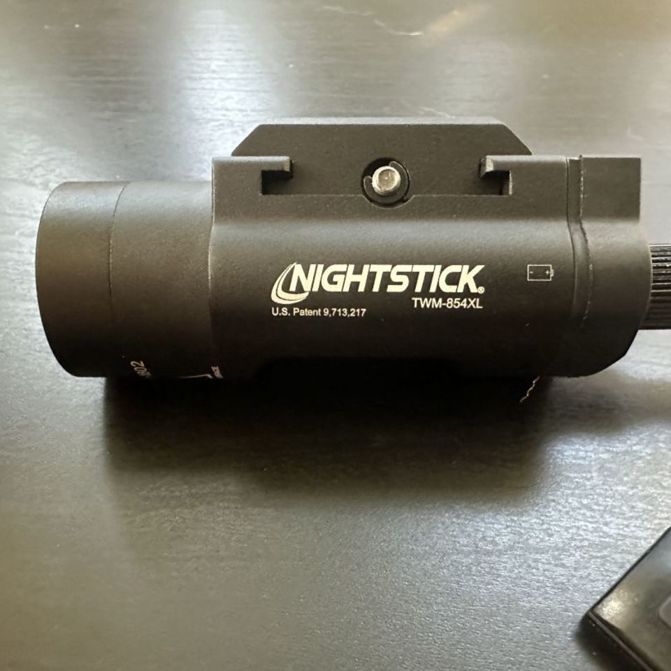 Image 2 - Nightstick TWM854XL Flashlight