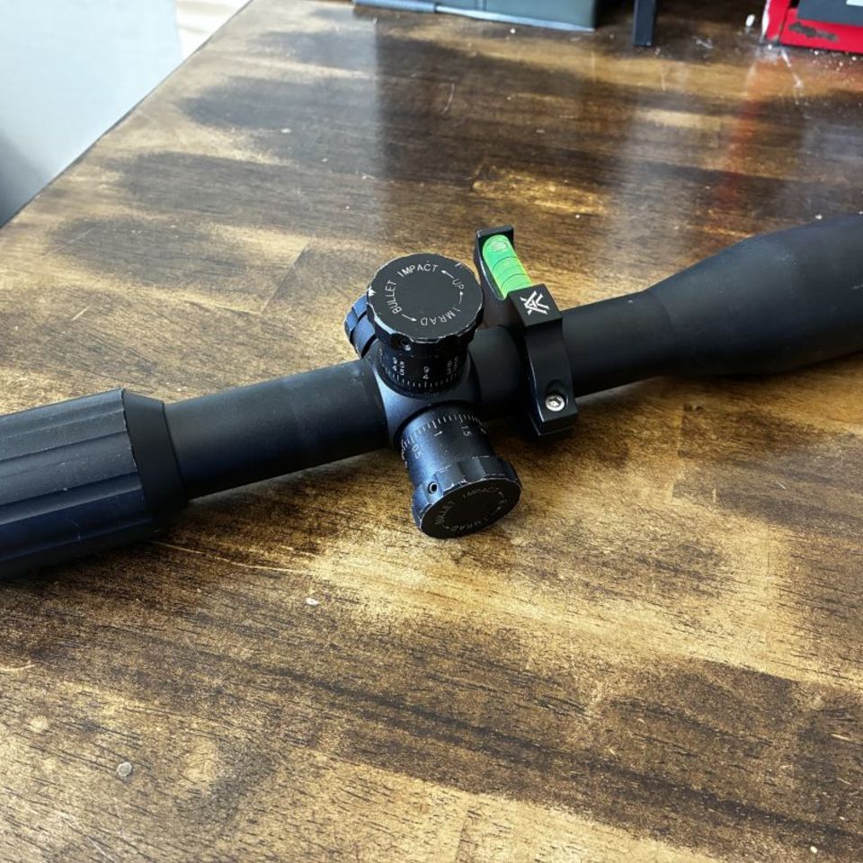 Image 1 - SWFA 10x42 mil with level