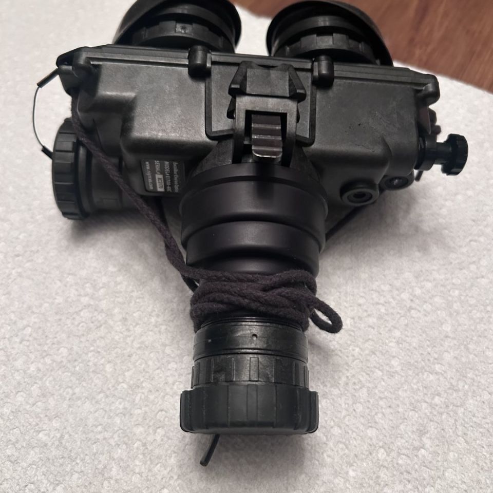 Image 1 - Gen 3 Pvs 7 GP tube