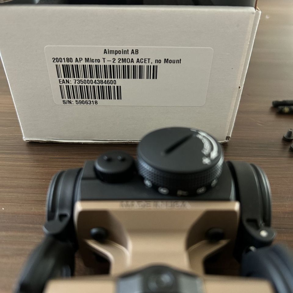 Image 2 - Aimpoint T-2 + Unity