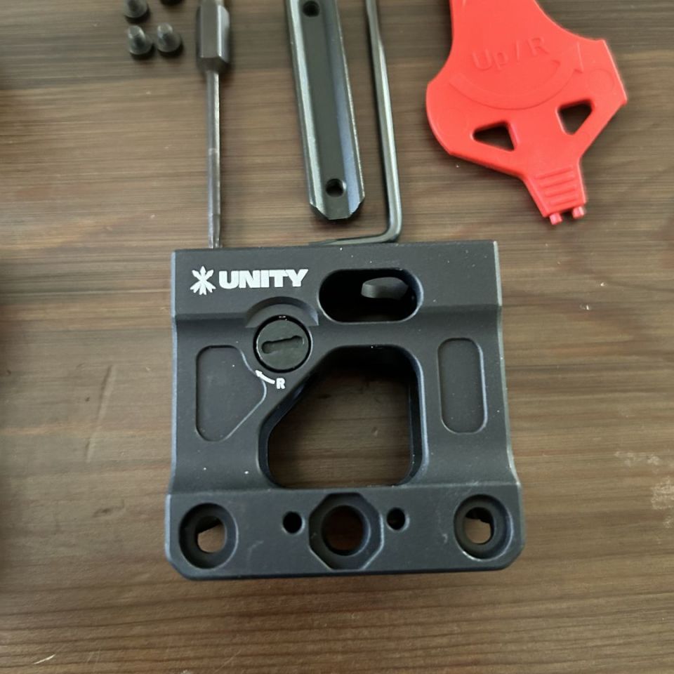 Image 3 - Aimpoint T-2 + Unity