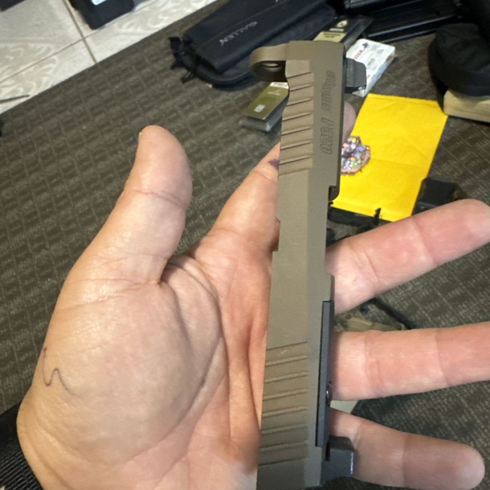 Image 1 - P320 sub slide 3.6