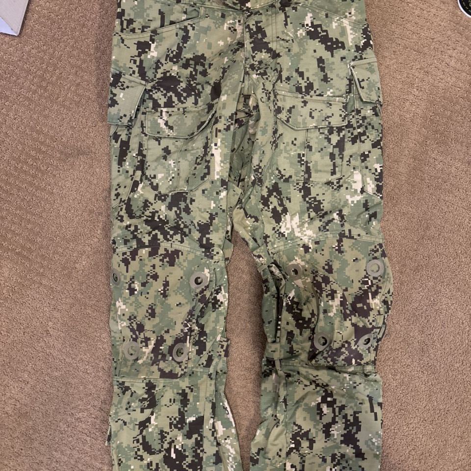 Image 1 - AOR2 Pata bottoms 32r