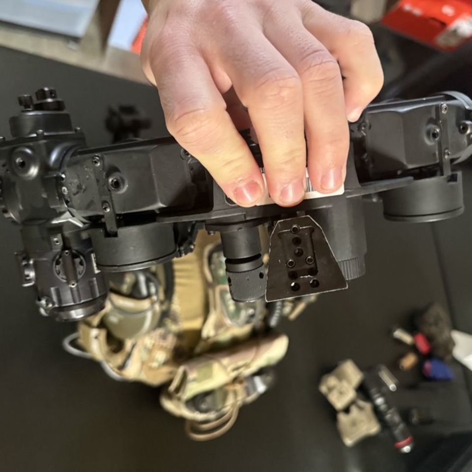 Image 3 - PVS-21 with COTM and helmet.