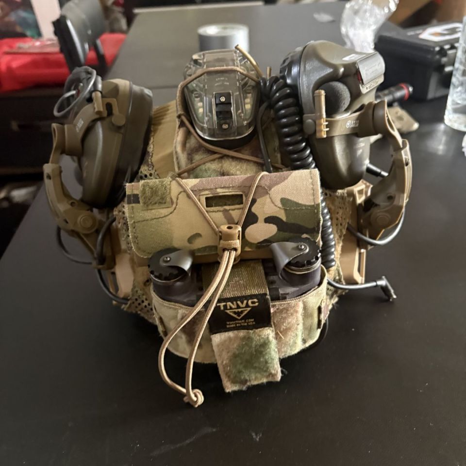 Image 5 - PVS-21 with COTM and helmet.