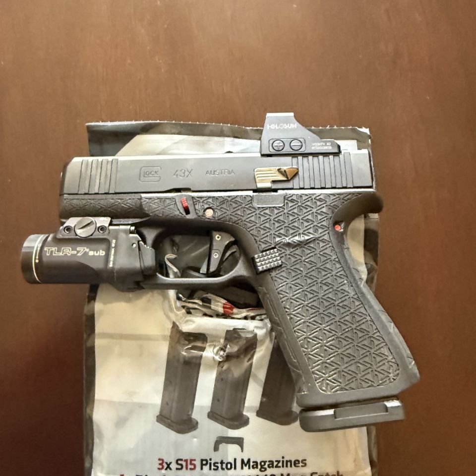 Image 4 - Glock 43x custom Johnny Glock 