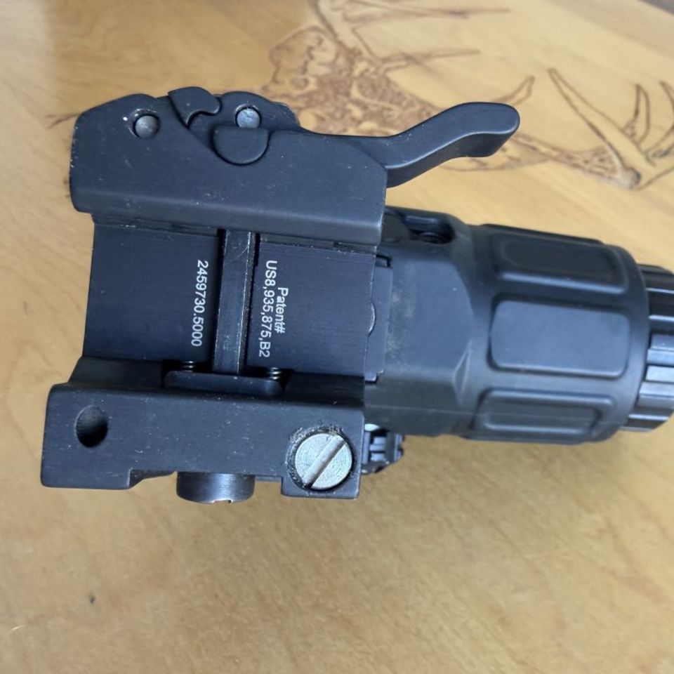 Image 3 - Eotech G33